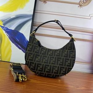 Fendi Handbags 445